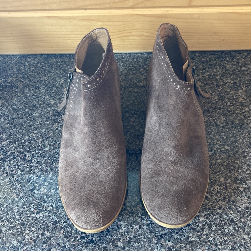 Lucky Brand Brown Suede Booties - Picture 2 of 5